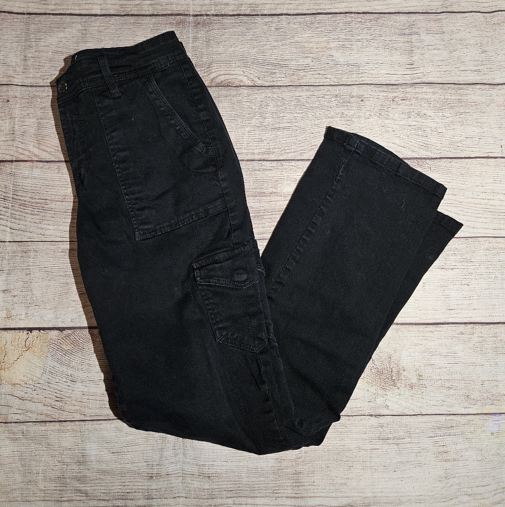Gloria vanderbilt slimming black hana cargo straight leg pants